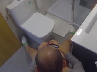 Scopata difficile in il bagno mentre lui rade suo cazzo. camera spia voyeur iv031